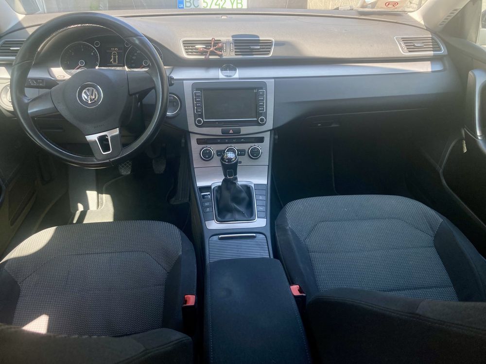 Volkswagen Passat B7 2014