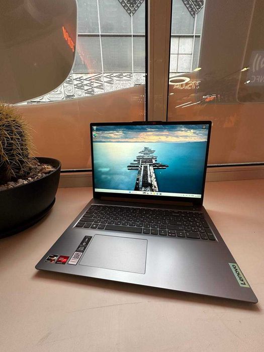 16" Lenovo IdeaPad Slim 3