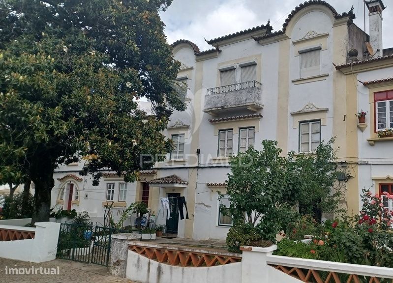 Moradia Bifamiliar em Portalegre