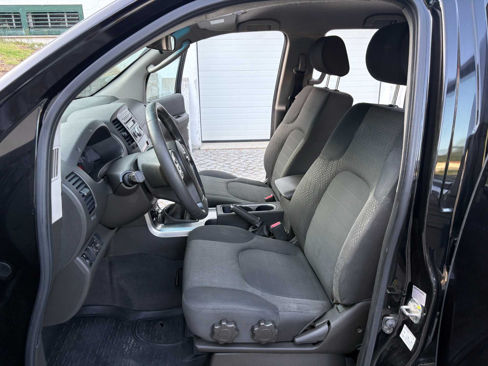 Nissan Navara 4x4 2.5DCi 190cv SPORT cabine dupla 5 lug Hardtop