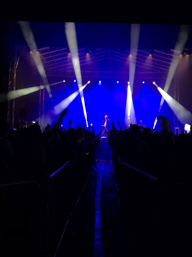 Nagłośnienie Oświetlenie Scena Podesty realizacja eventów