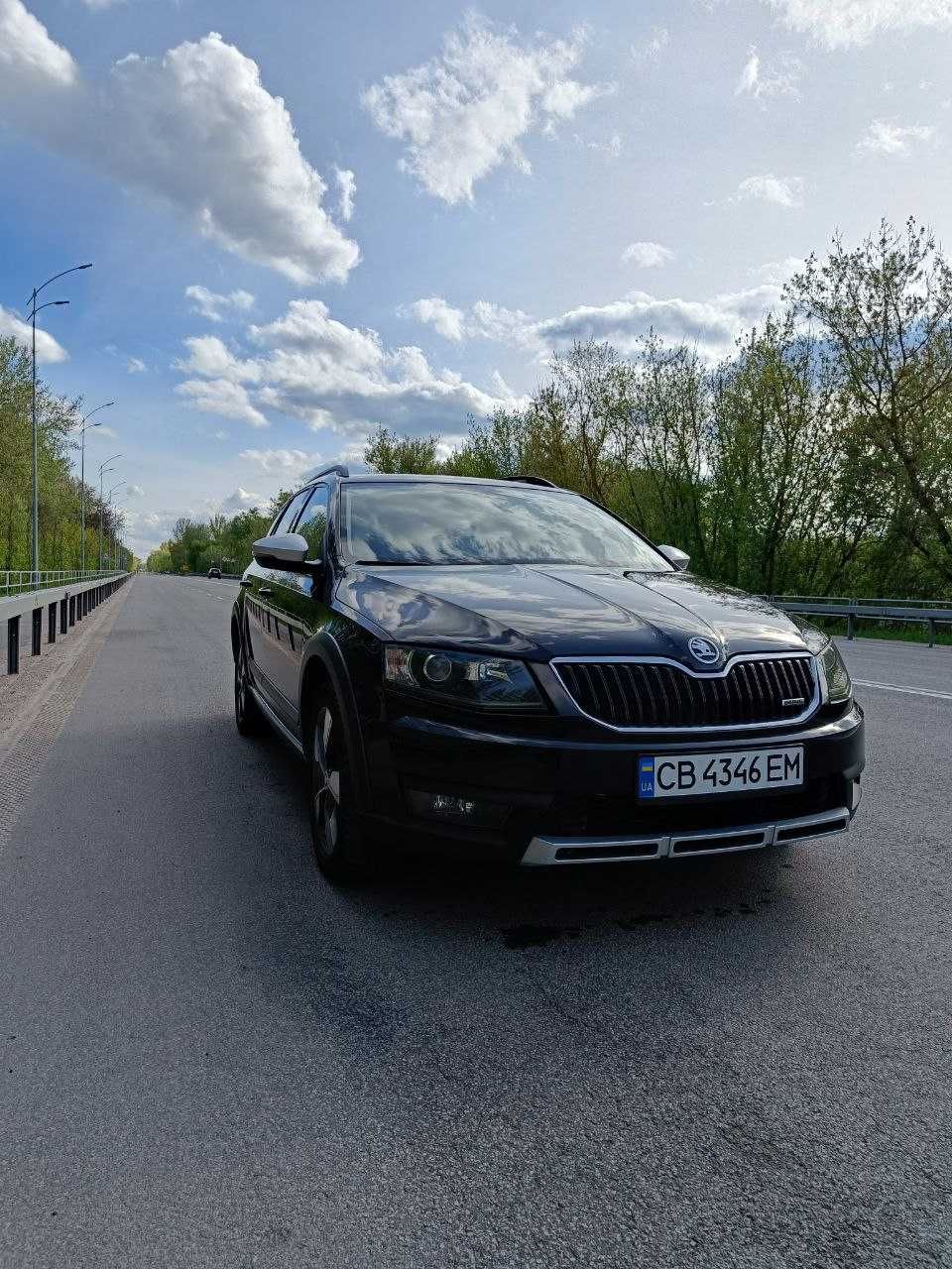 Автомобіль Skoda Octavia Scout 2016