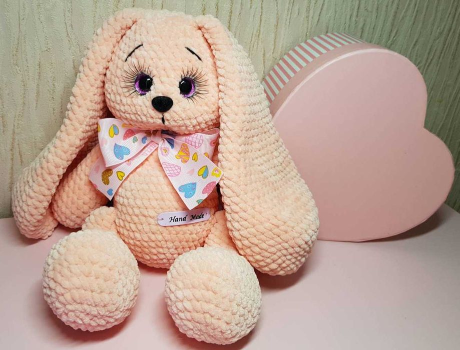 Зефирная зайка амигуруми