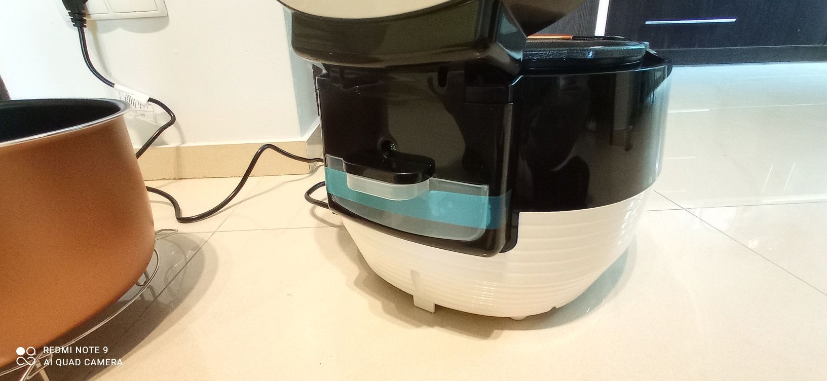 Multi cooker model PR - 22 NOWA sztuka