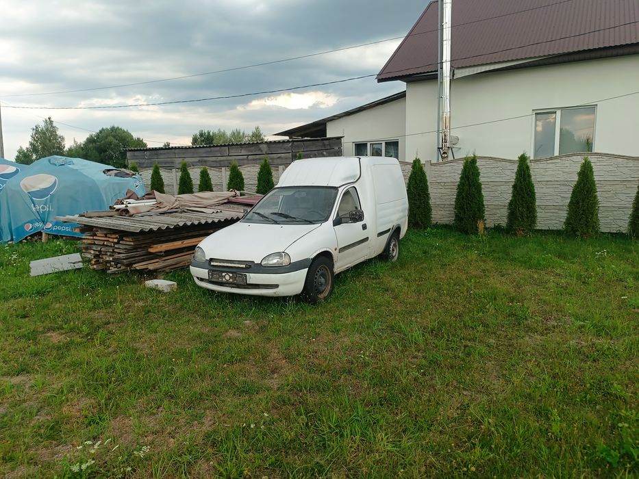 Продам Опель комбо