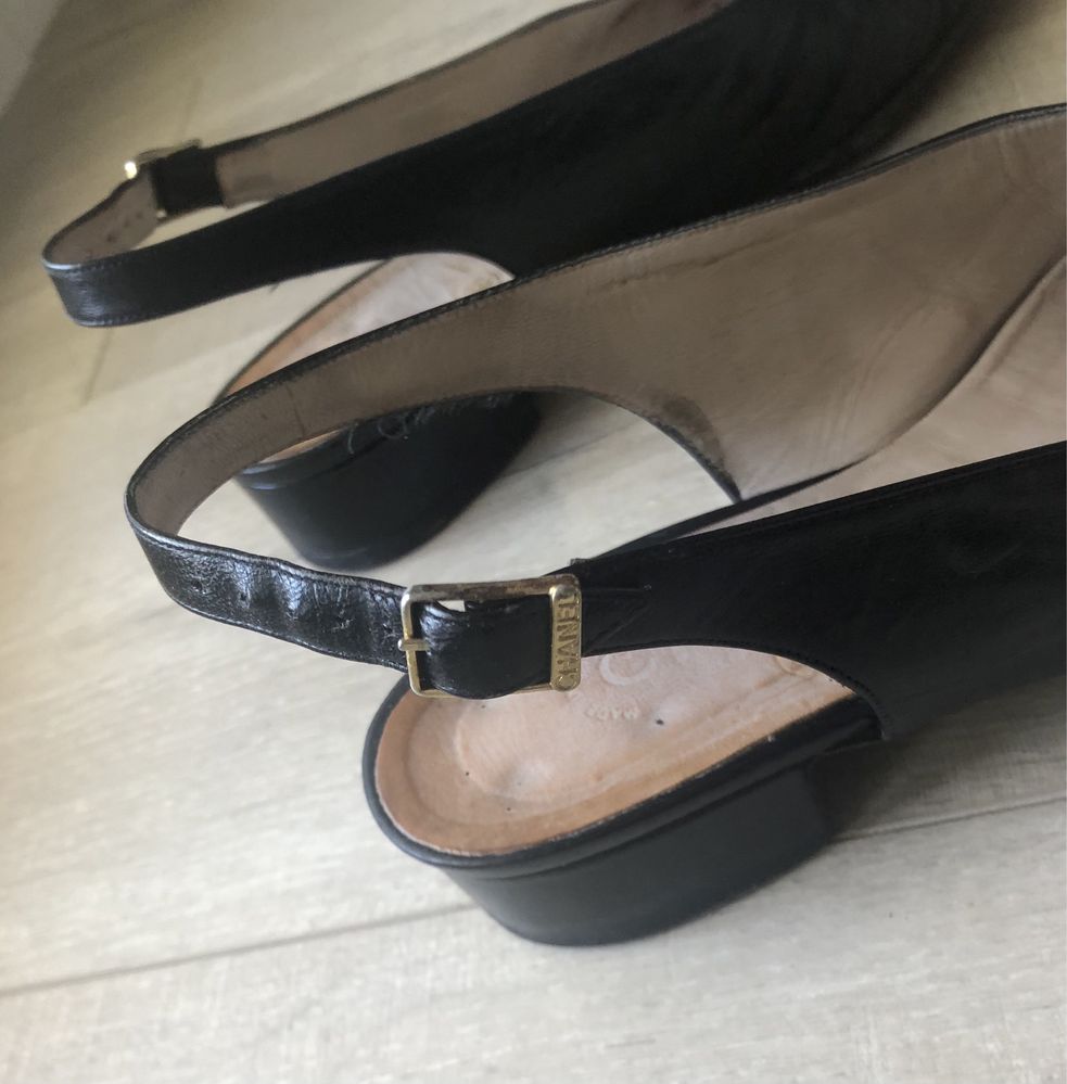Sapatos slingback Chanel vintage