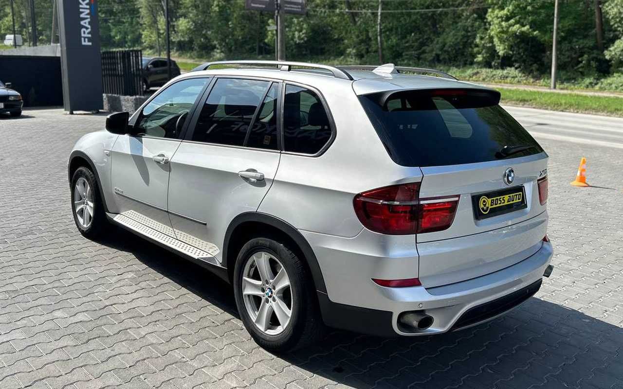 BMW X5 2011  3,0