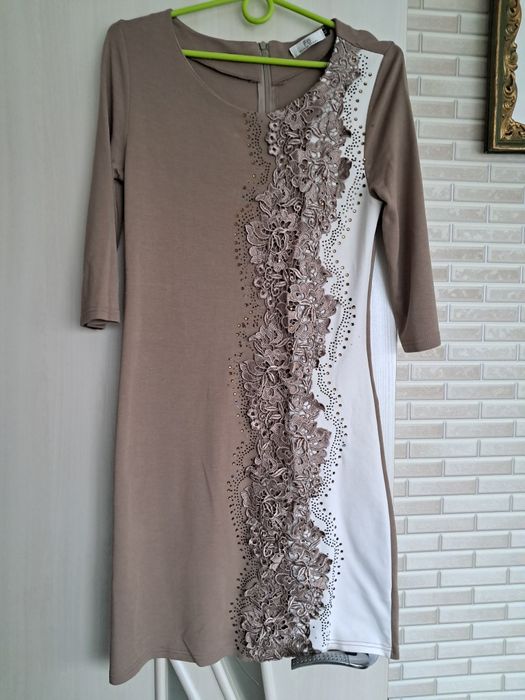 Продам платья 44-46р.