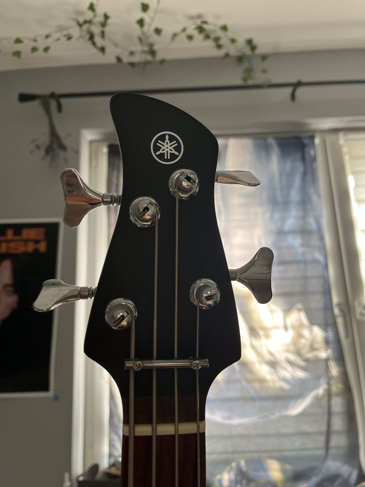 Gitara Basowa Yamaha TRBX174 BL