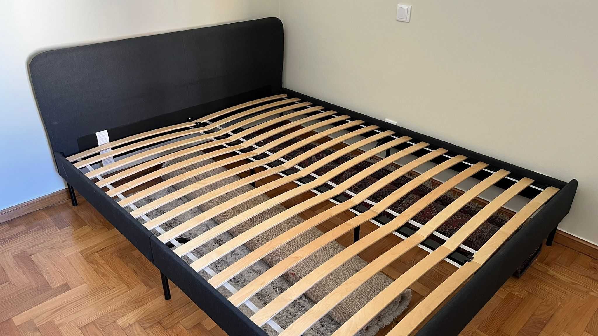 Colchão + cama de casal
