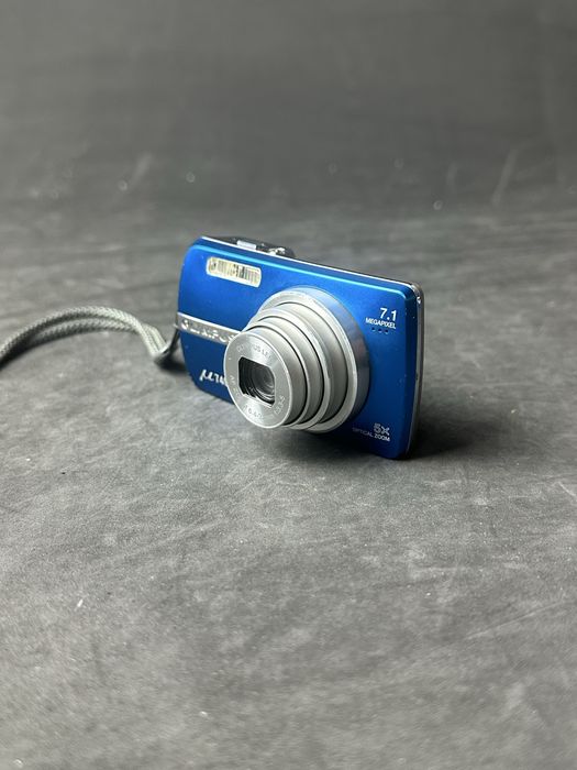 В наявності Olympus M740  – цифровий фотоапарат, робочий стан