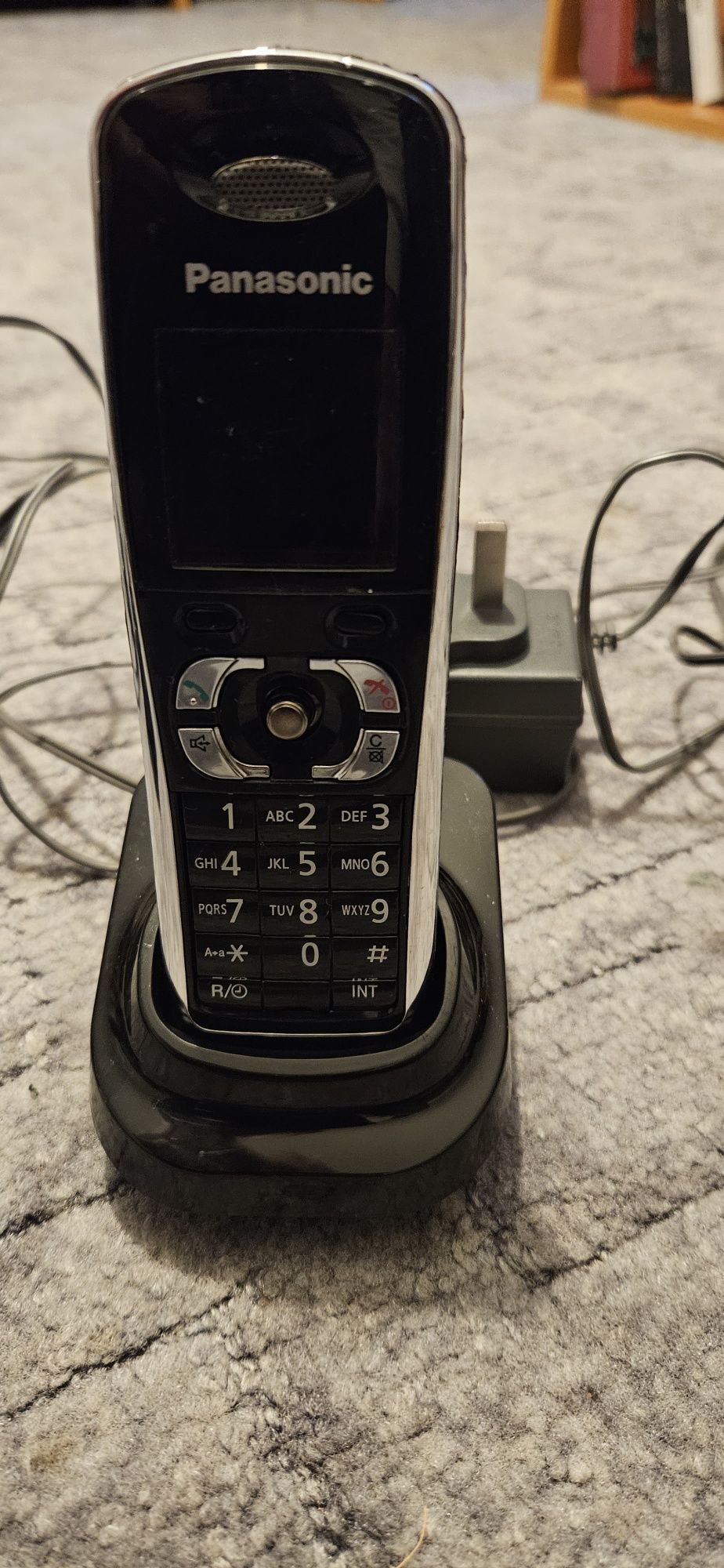 Telefon panasonic kx-tg8321e, 4 słuchawki