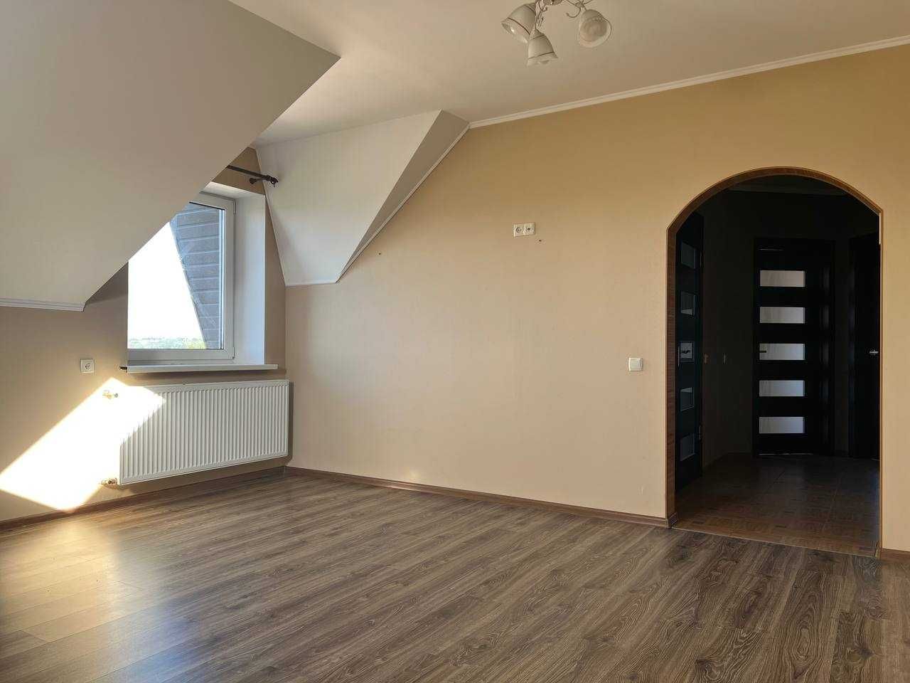 Продаж 3к квартири 75,6 кв.м. автономне опалення