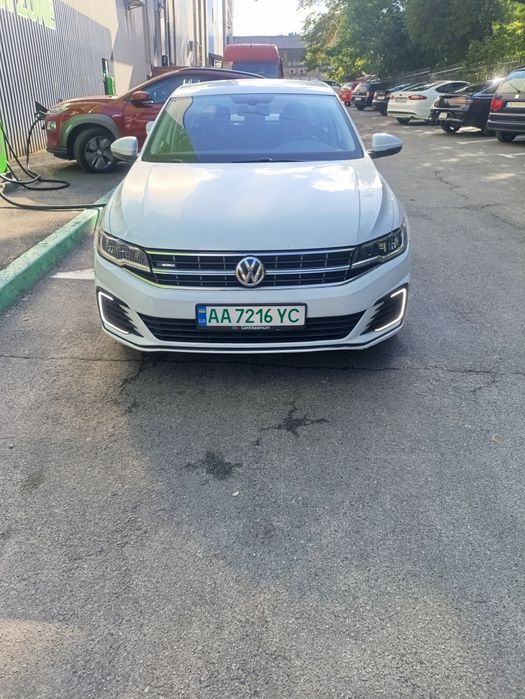 Volkswagen e bora 2019 с webasto