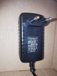 25.2 вольта 1 Ампер. Адаптер для аккумуляторных пылесосов Electrolux K