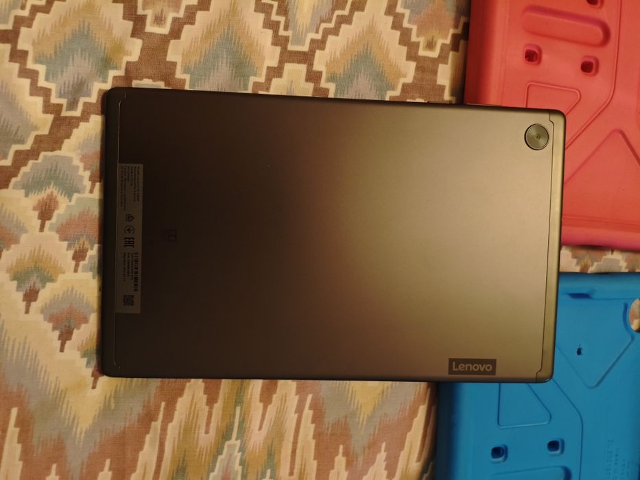 Планшет Lenovo TB-X306F, Андроїд 10 пам'ять 2/32,