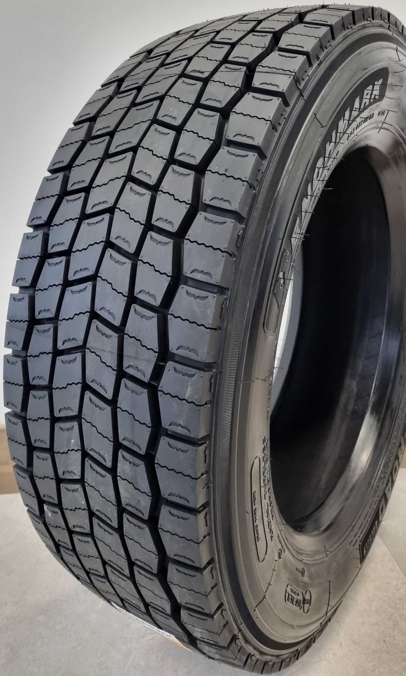 1024 netto Opona 295/80 R22.5 KTD300 Benchmark SERBIA