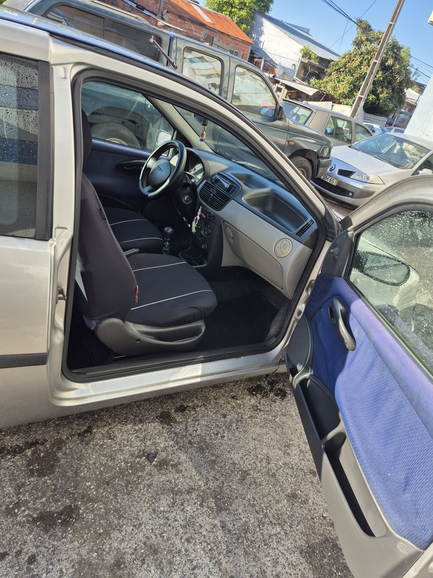 Fiat punto 1.2 8 v