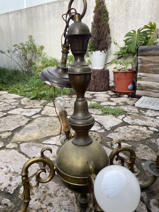 Candeeiro antigo de tecto