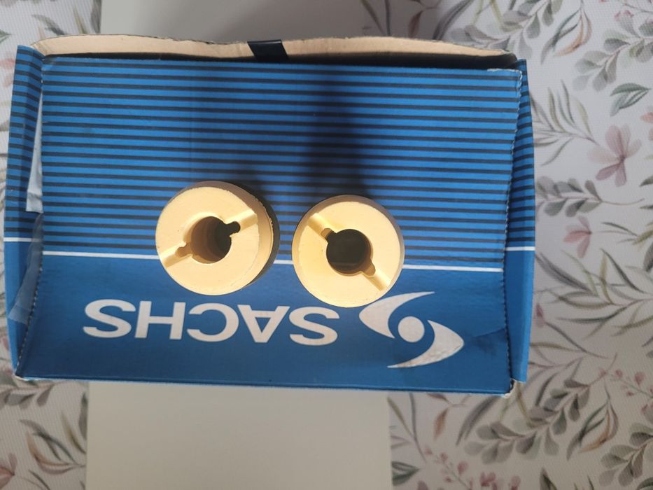 Odboje  amortyzatora  Toyota   Corolla E12