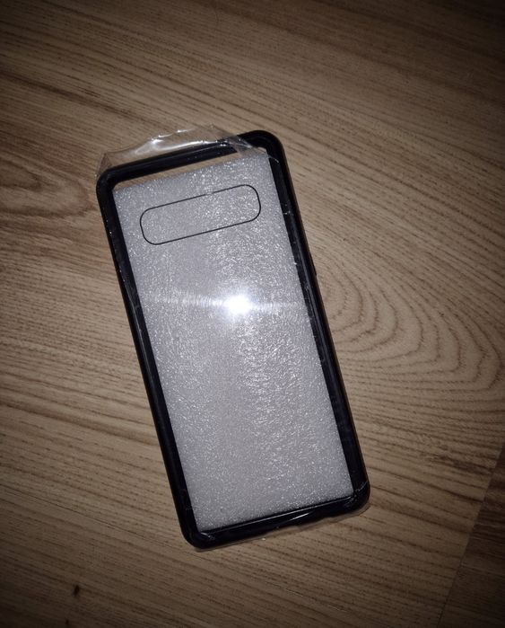 Nowe magnetyczne etui Samsung Galaxy S10