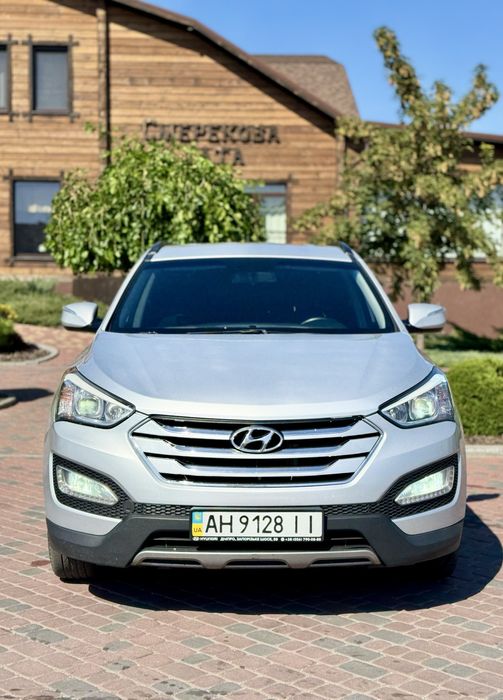 Продам Официальный Hyundai Santa Fe 4x4 2.2 DIESEL 2013 год
