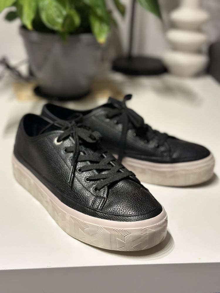 Tommy Hilfiger сникерсы