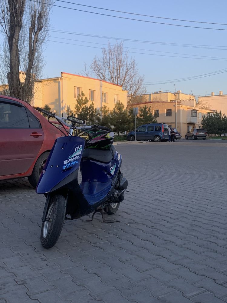 Мопед Honda dio 18