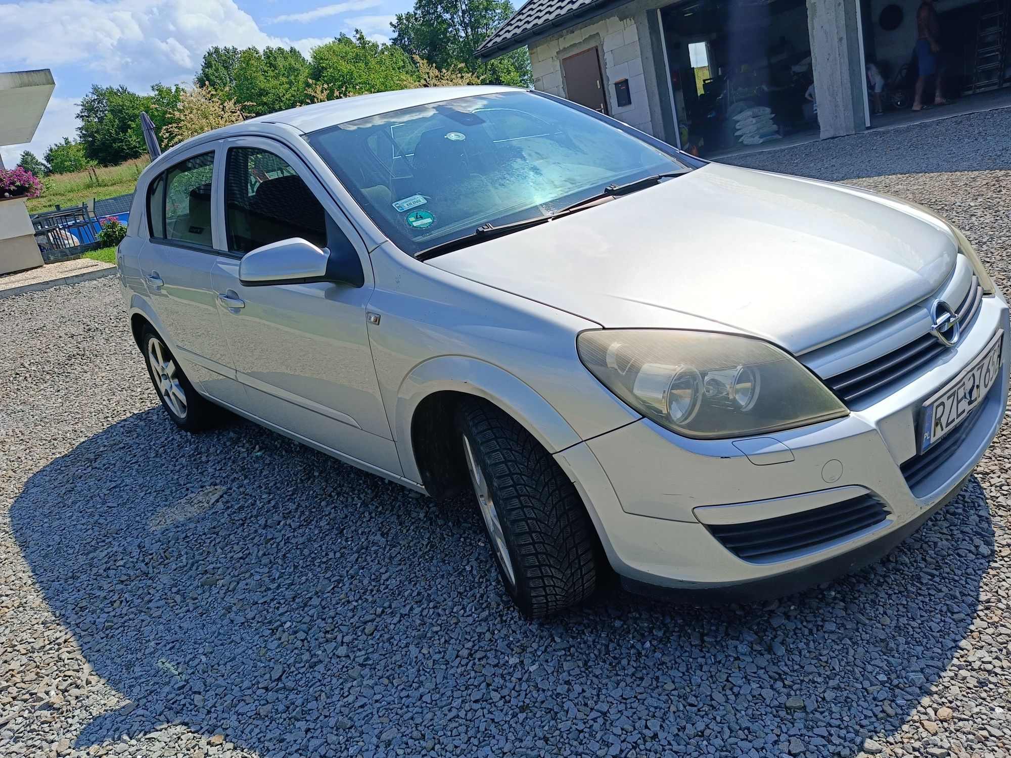 Opel Astra    2004  benzyna gaz