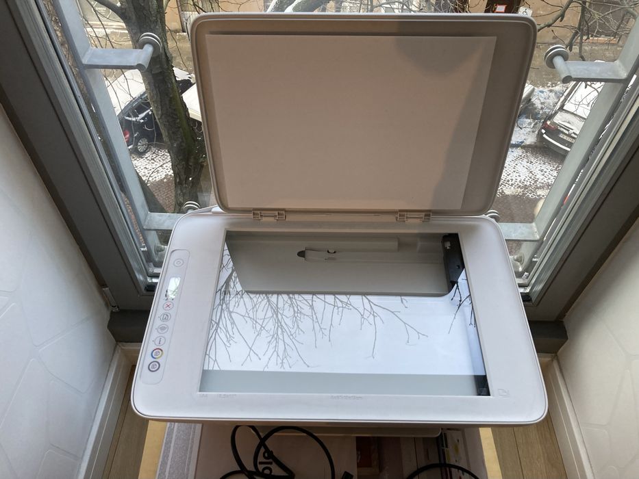 Urzadzenie wielofunkcyjne HP DeskJet 2710