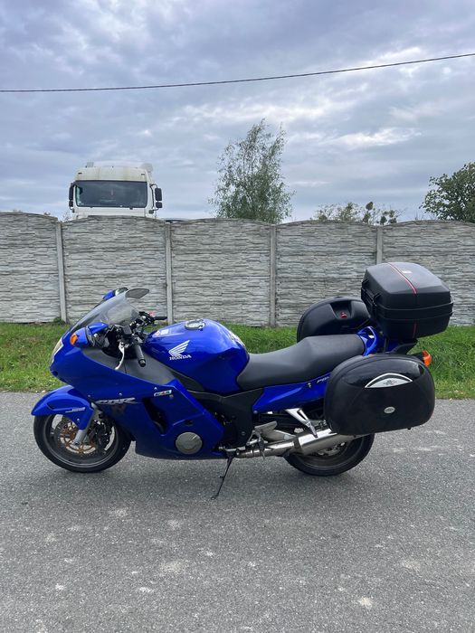 Honda CBR 1100xx 2003r Grzane Manetki Stalowy Oplot Kufry