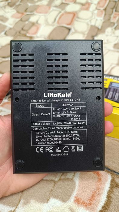 LiitoKala Lii-CH4 18650 26650 21700 АА зарядка батарей акумуляторів