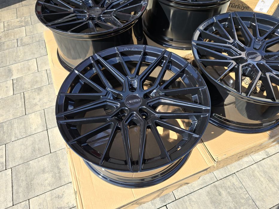 Alufelgi 19" 5x120 8.5J i 9.5J BMW F30 F31 F32 F10 F11 E92 E90 E91 !
