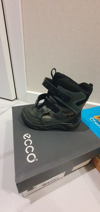 Набір  дитячого зимового  взуття!!!