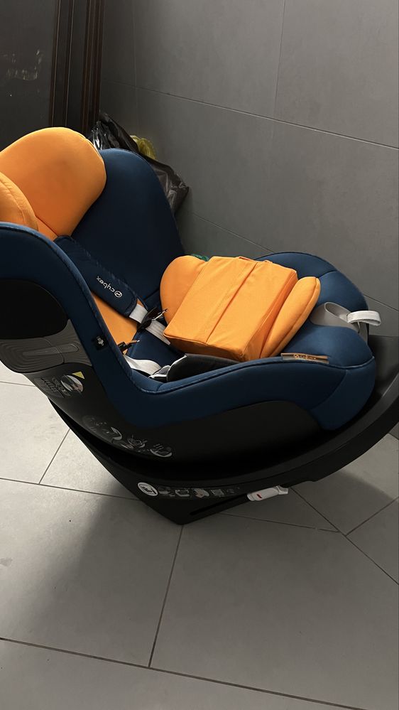 Fotelik z bazą Cybex Sirona S i-size