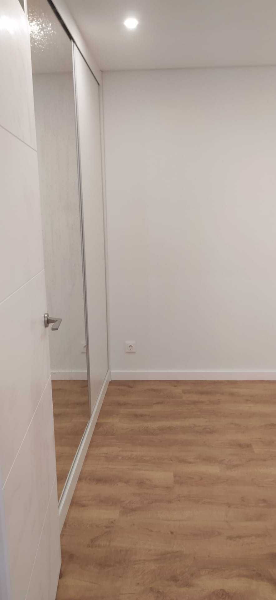 Aluga-se moradia/studio ao Covelo com pátio