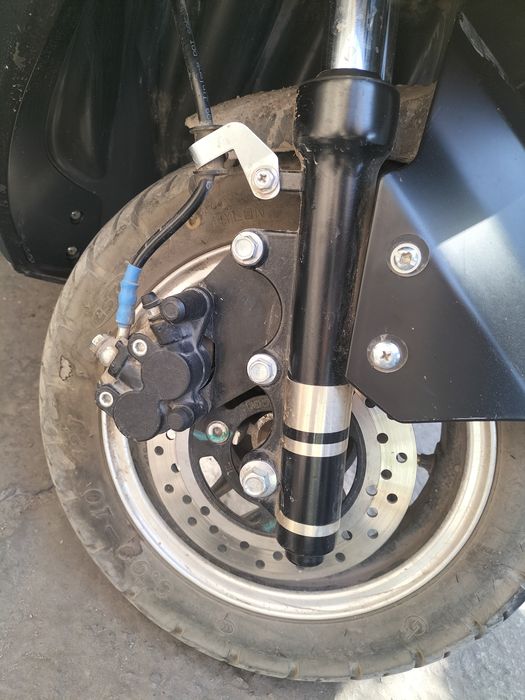 Продаю электроскутер Аіma Tecn