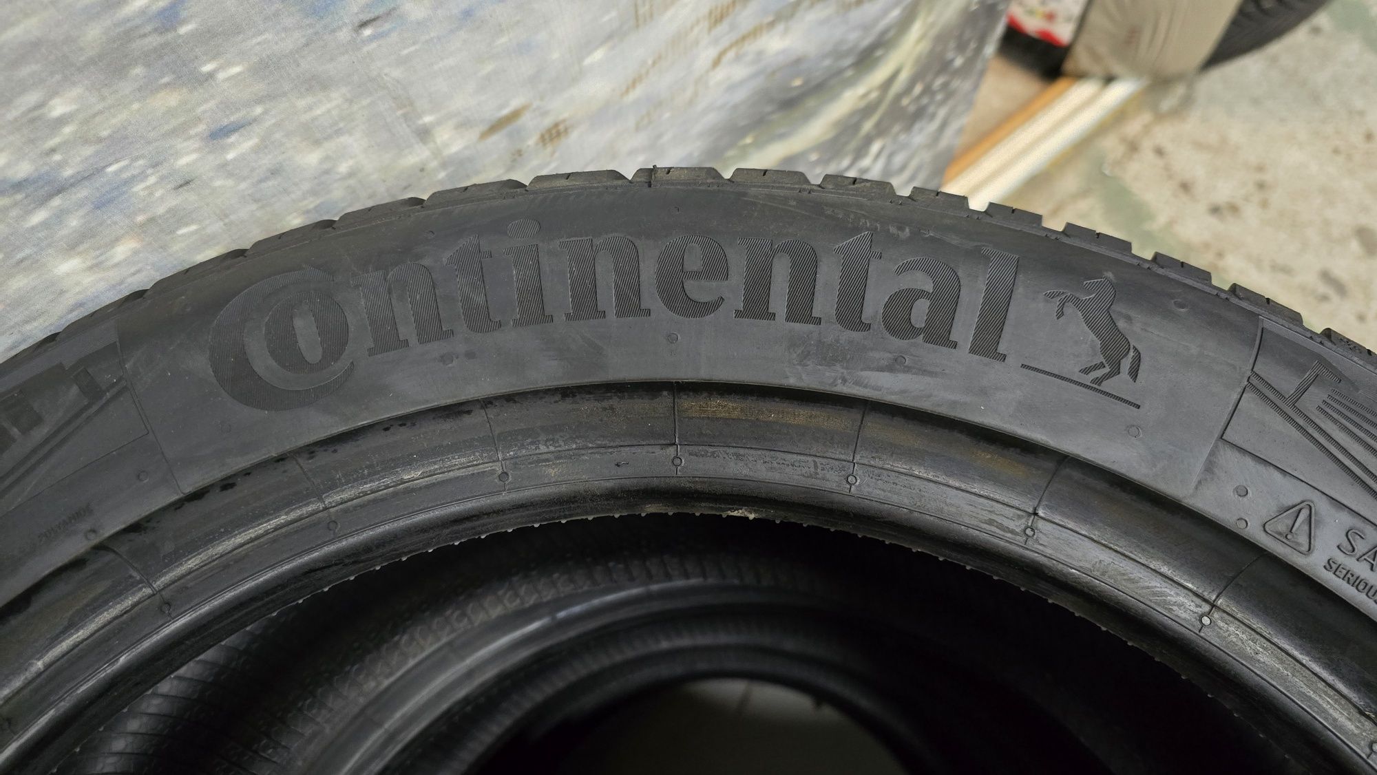 P22 4 x 225/50R18 Continental Allseason Contact 99W XL wielosezonowe