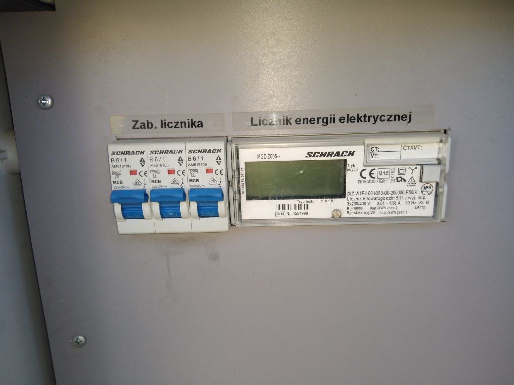 Skrzynka elektryczna budowlana