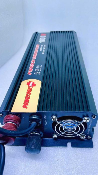 Преобразователь Powerone+ 12VDC-220VAC UPS1800W с зарядным устройством