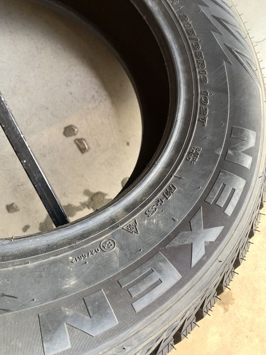 (4шт) нові 215/65R16 Nexen Winguard WinSpike WH62 (102T XL) шип зимові
