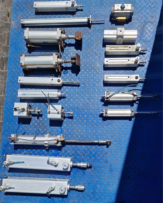 Siłownik pneumatyczny dwustronnego działania MECMAN Festo