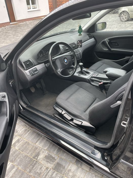 BMW 316TI Oryginalna farba bez rdzy i odprysków