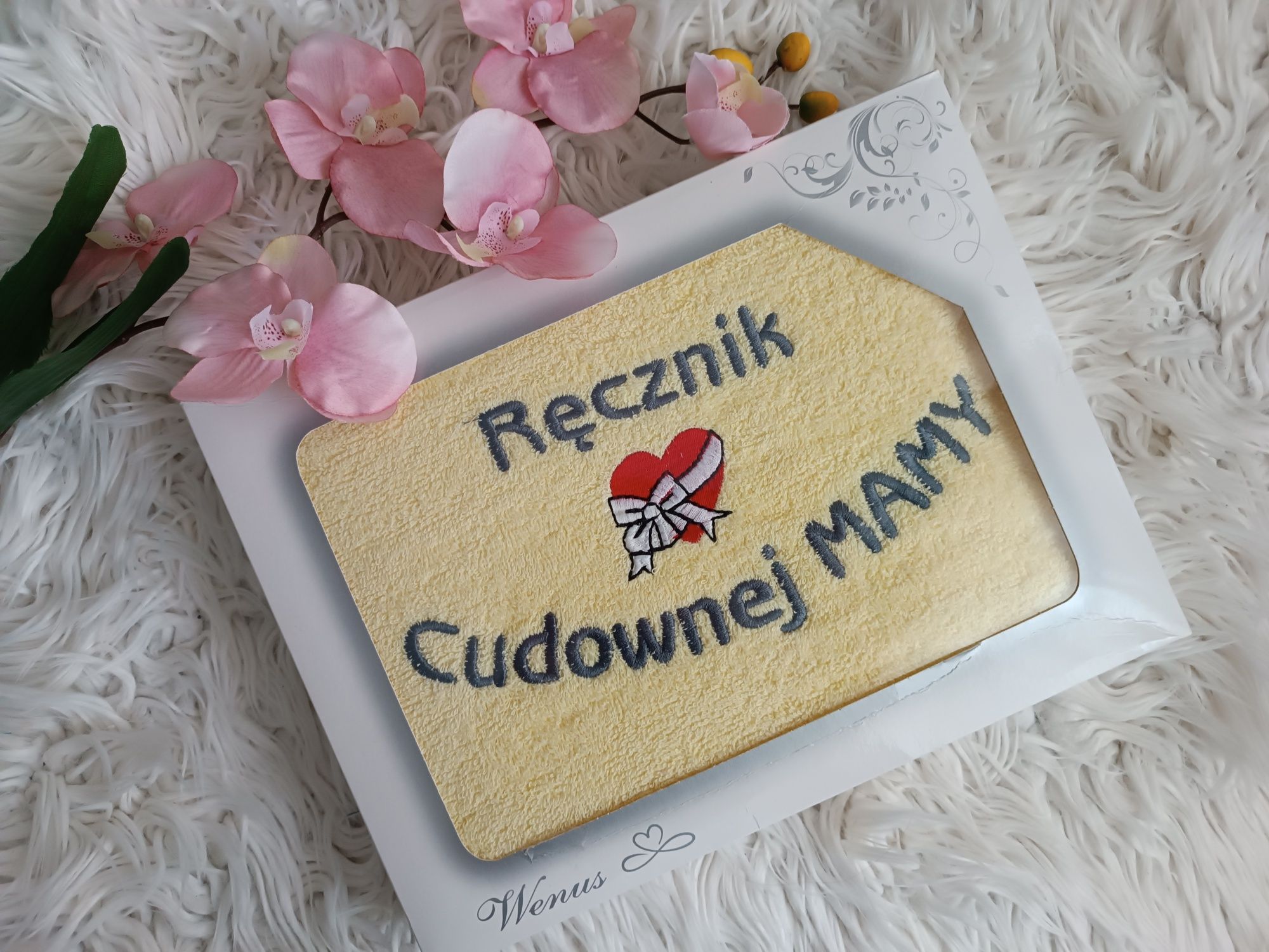 Ręcznik prezent na dzień matki mamy upominek kąpielowy imieniny