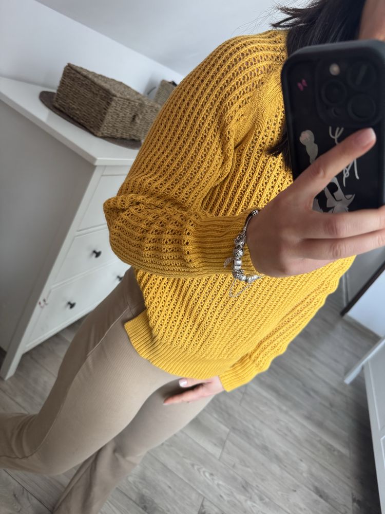 Sweter zolty damski S