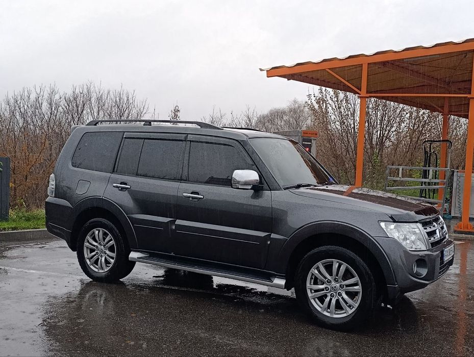 Продам  Паджеро Вагон4 турбодизель 3.2  200л.с или обмен!