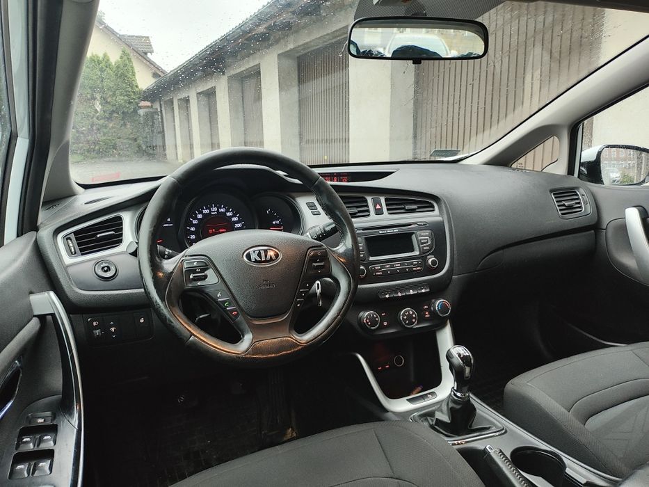 Kia Ceed 1.4 benzyna Raty