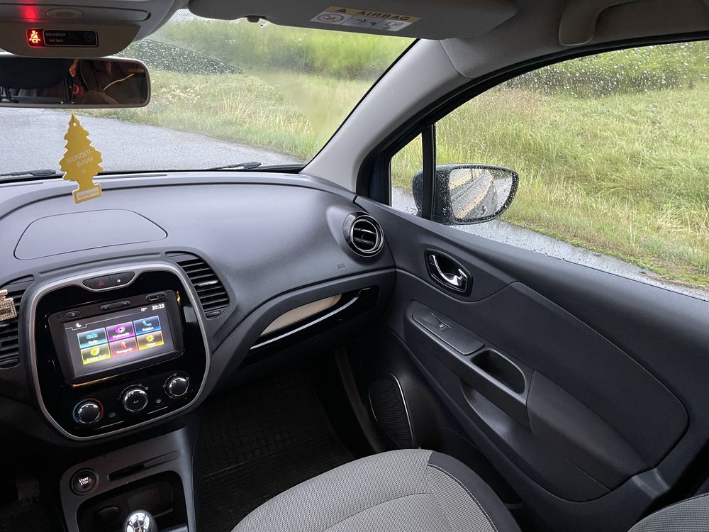 Renault Captur 1.5DCI  nowy rozrząd zarej pdc tył keyless