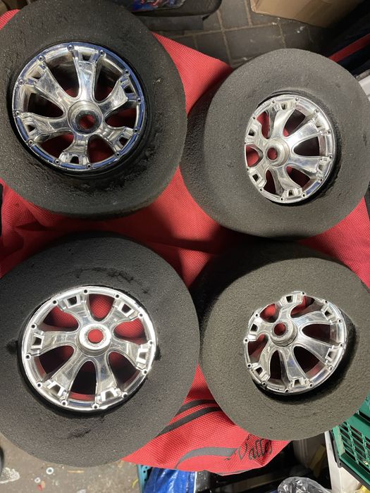 Koła Traxxas Summit 1:10