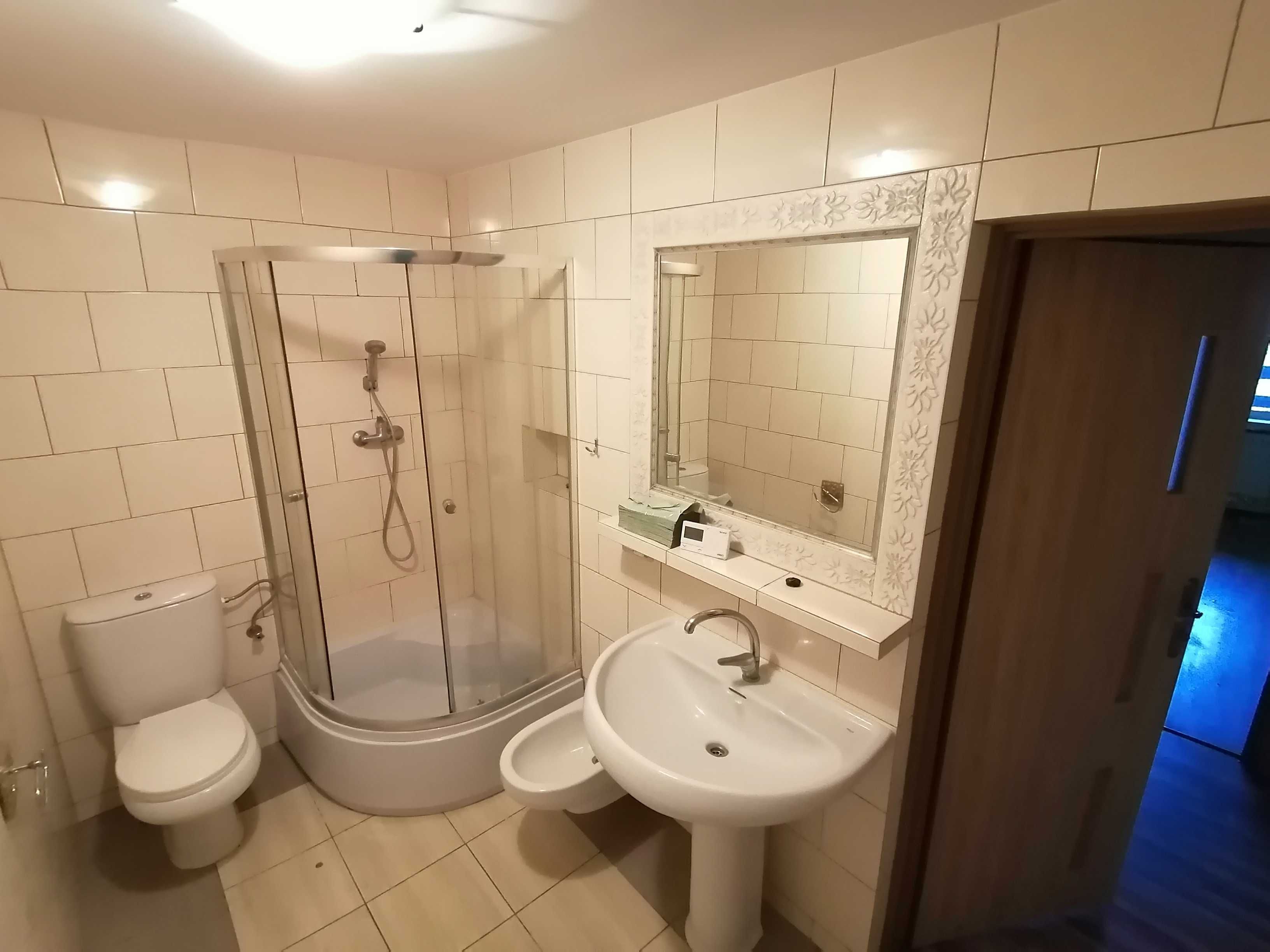 Mieszkanie z balkonem do wynajęcia w domu wolnostojącym